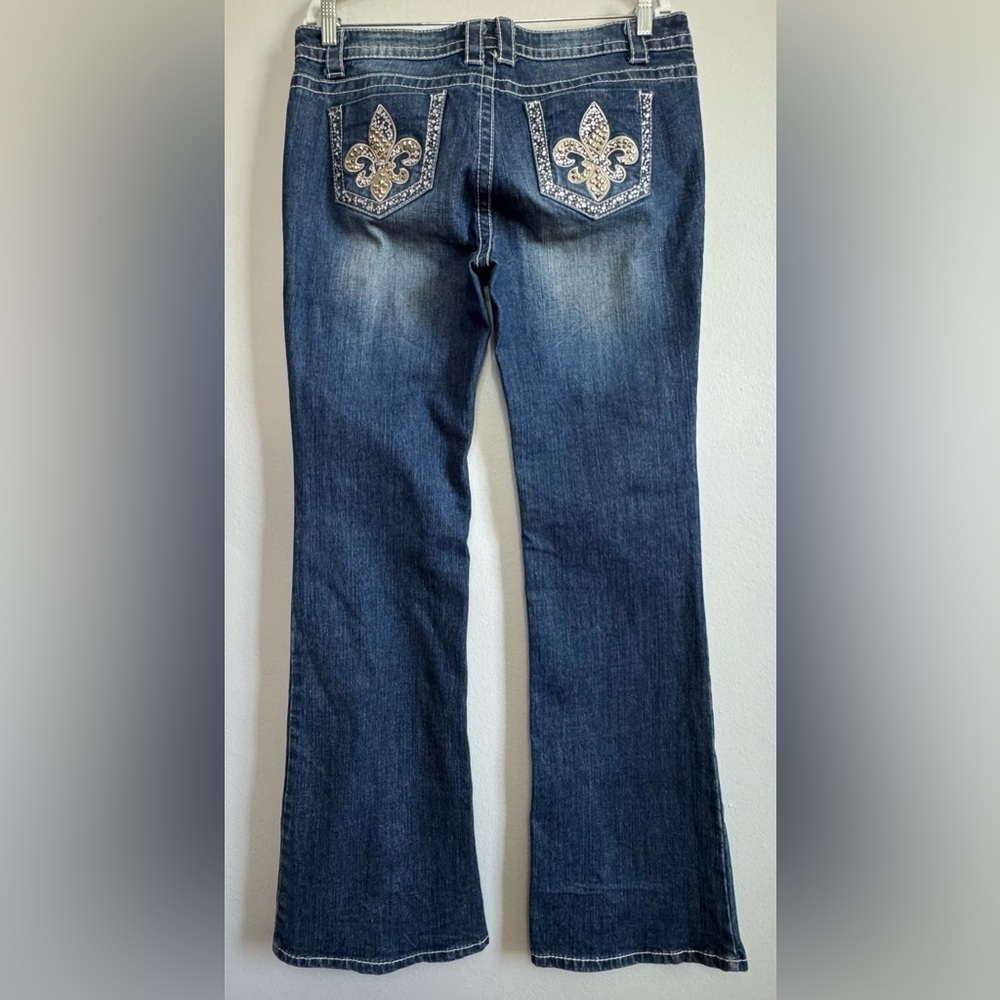 Cello Women’s Rhinestone Embellished Fleur de Lis Boot Cut Jeans Size 14